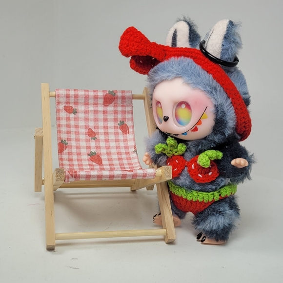 Lounge Strawberry Chair and 3 Pc Bathingsuit Bikini No Doll Included - Picture 6 of 13